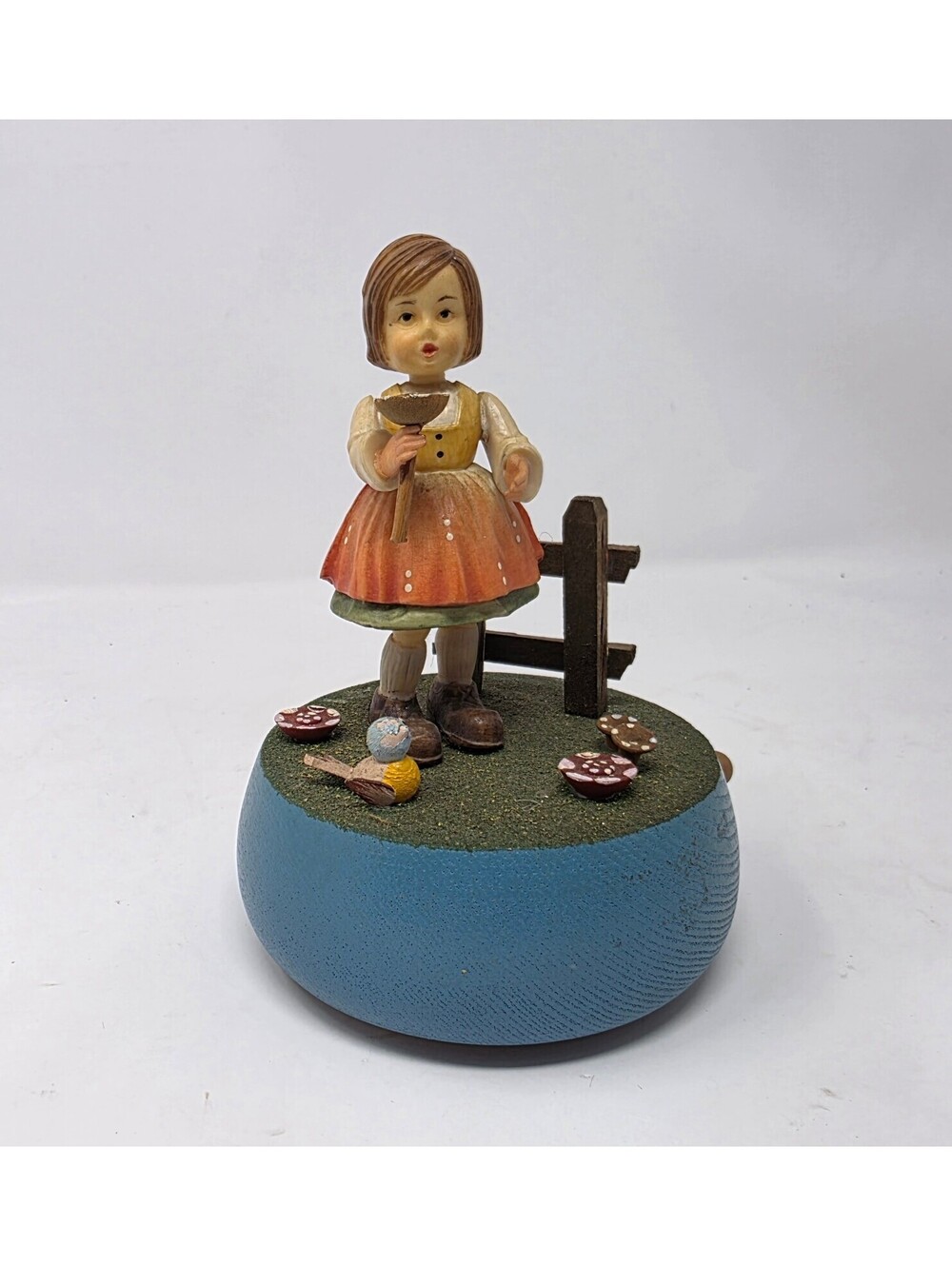Vintage ANRI Wood Music Box Love Story Girl Bird Italy 5.25 Inch